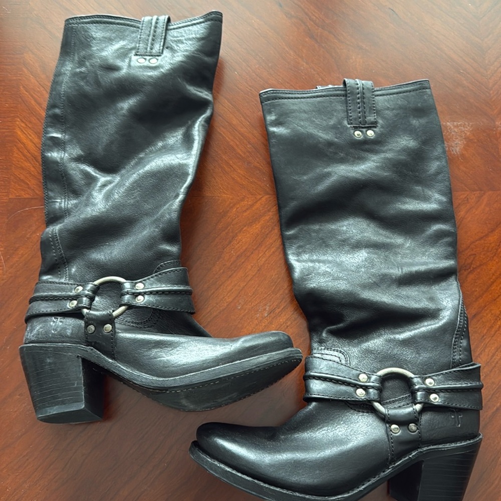 Frye Carmen Boots